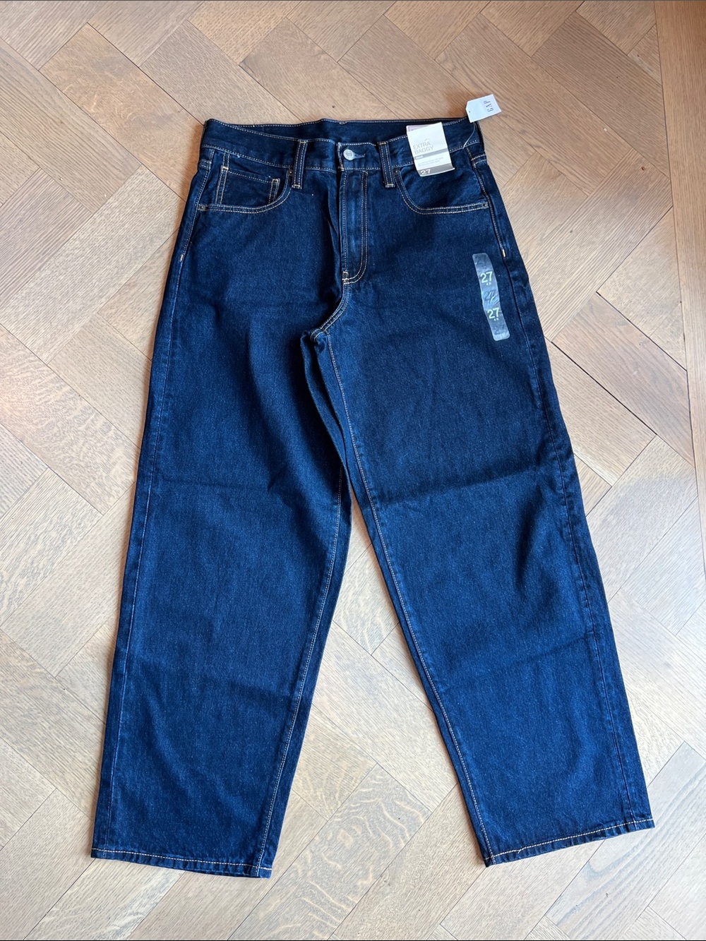 Hailey Bieber gap jeans extra baggy